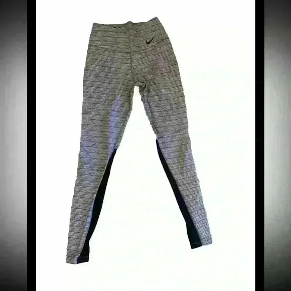 Nike Dri Fit Womens Mid Rise 7/8 Training Tights Grey Black Size Small - Picture 1 of 3